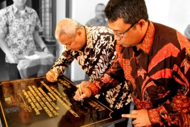 Peresmian Gedung Perpustakaan Sumbangan Alumni Tambang ’83