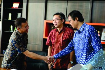 Signing of Memorandum of Understanding between APTEKINDO, FTTM ITB and PT. Sika Indonesia