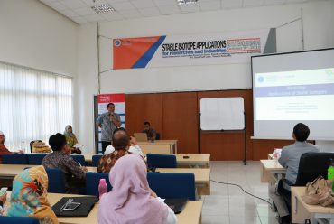KK ESDB FTTM menyelenggarakan Workshop “Stable Isotope Applications for Researches and Industries”